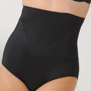 New with Tags Soma Shapewear Black High Waist Vanishing Edge Brief Size Medium